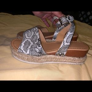 faux Snake skin platform sandals